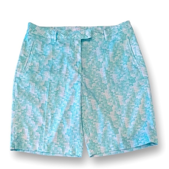 Lady Hagan Size 8 Calypso Tiled 10” Short in Mint Icy Golf Short - Picture 1 of 3